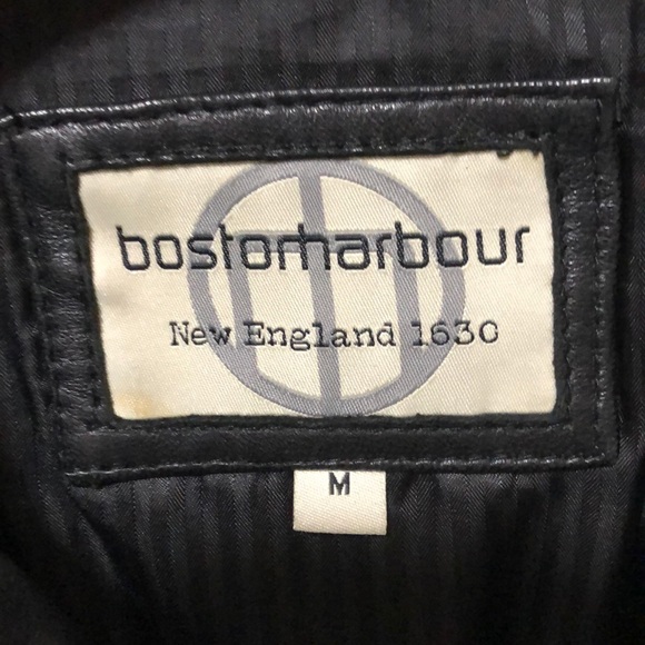 CLOSET CLEAN OUT. ACCEPTING ANY OFFER!
Men’s Bostonharbour leather jacket Medium - Picture 3 of 15